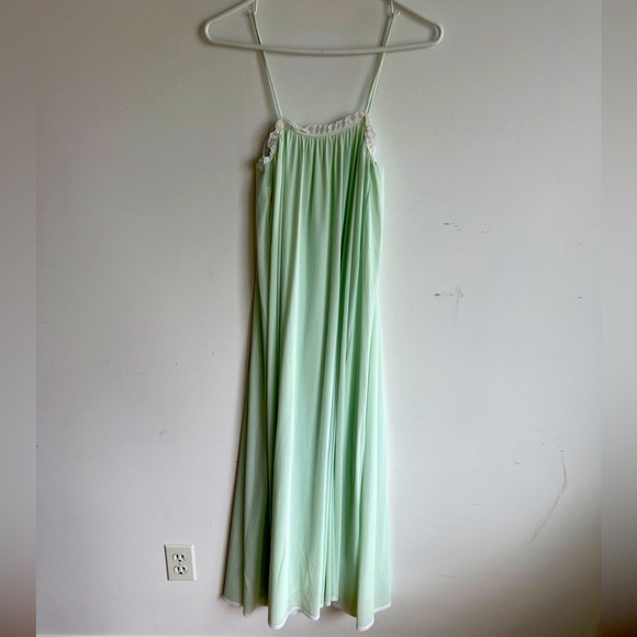 Vintage Victorian Ma Cherie Elegant Fairy Tale Nightgown one size RARE P… - Picture 3 of 8